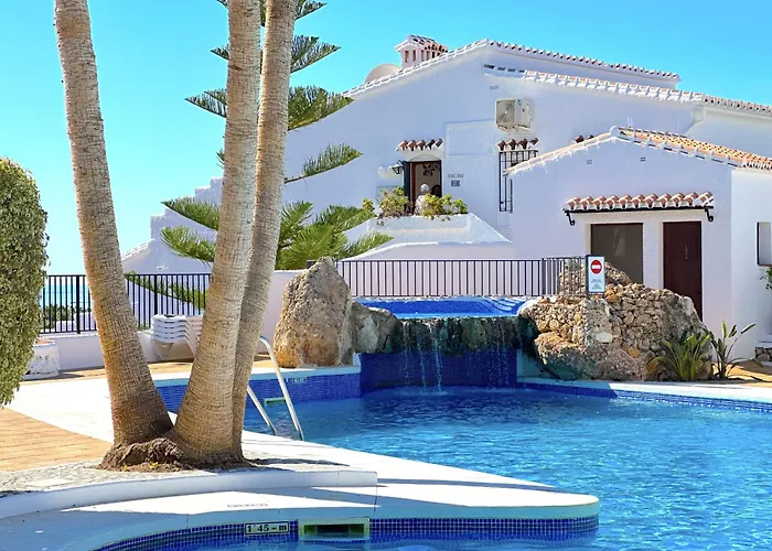 Capistrano Village Casa Garden 内尔哈