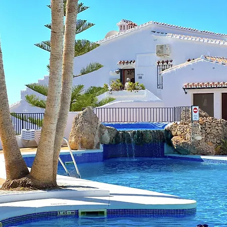 Capistrano Village Casa Garden Nerja